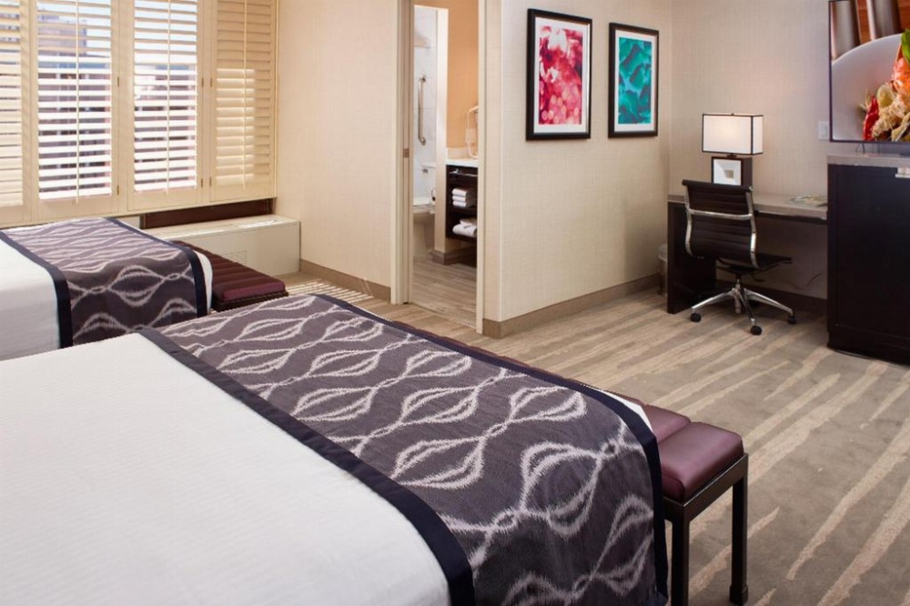 California Hotel And Casino Image 37